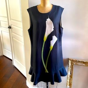 Shift dress with lily